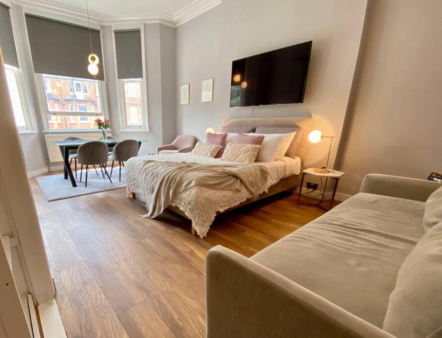 Studio For 3 Near Regents Park N5 Londra Esterno foto