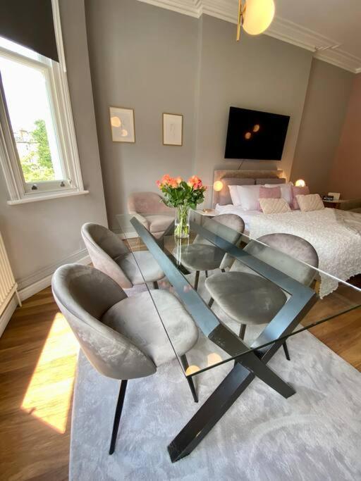 Studio For 3 Near Regents Park N5 Londra Esterno foto