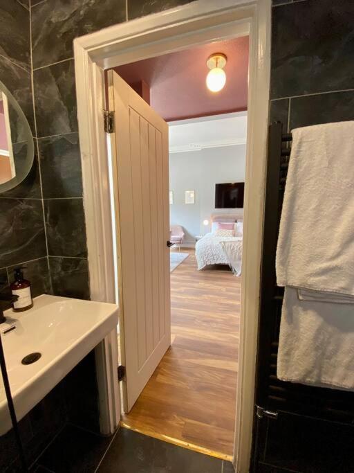 Studio For 3 Near Regents Park N5 Londra Esterno foto