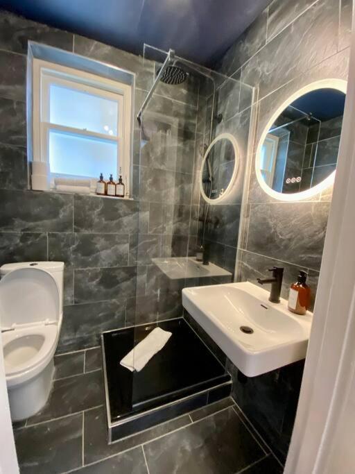Studio For 3 Near Regents Park N5 Londra Esterno foto